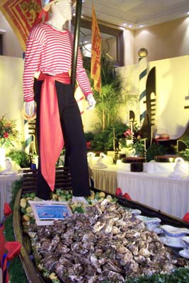 050125buffet_gastroball21