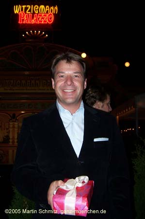 051027palazzo_prem031