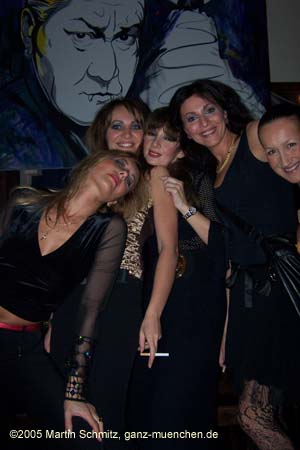 051031halloween_bachm80