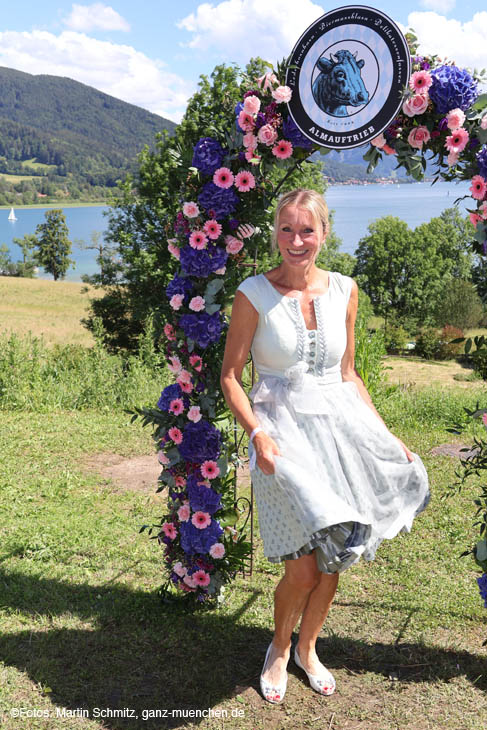 Renata Kochta: Impressionen Almauftrieb Summer Edition 2024 auf Gut Kaltenbrunn / 240616almauftrieb081 ©Foto: Martin Schmitz 