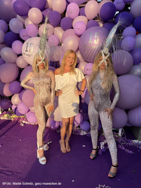 Impressionen 15 Jahre H'Ugo's Party 24.07.2022 / Barbara Osthoff / 220724hugos15party046 ©Fotos: Martin Schmitz