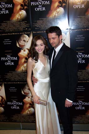 041208phantom_premiere37