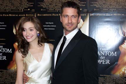 041208phantom_premiere38