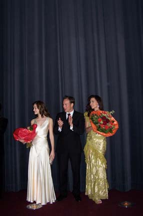 041208phantom_premiere43
