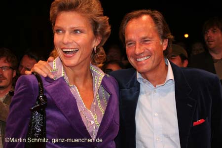 061011crowe_premiere67