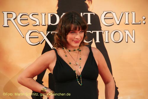 070716milla_jovovich10