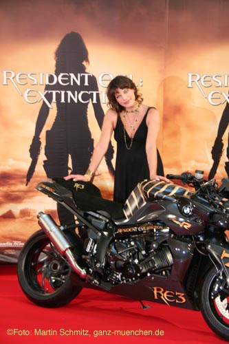 070716milla_jovovich32