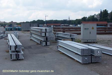 050712wiesnaufbau10