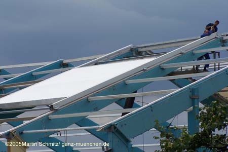 050722wiesn_hacker02