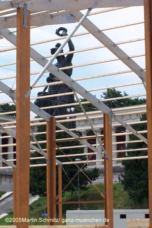 050722wiesn_schuetzen04