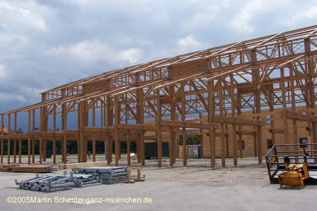 050722wiesn_weinzelt06