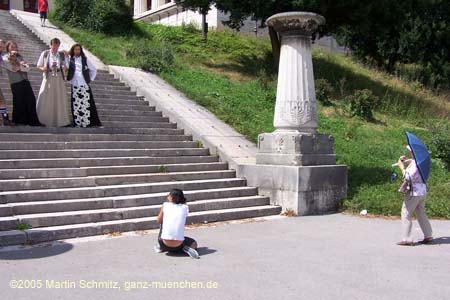 050726wiesn_aufbau03