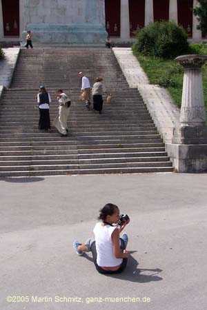 050726wiesn_aufbau04