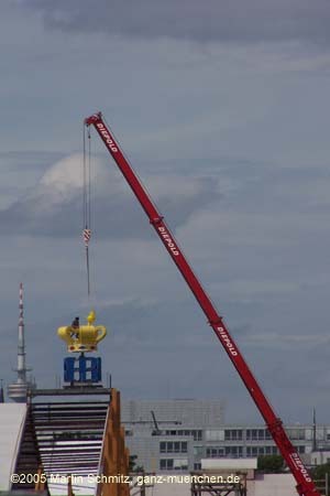 050726wiesn_aufbau20