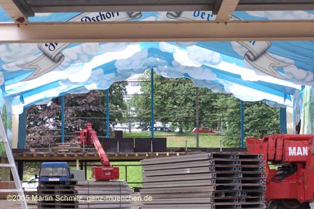 050804aufbau_hacker03