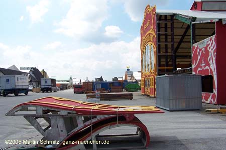 050804aufbau_hippodrom03