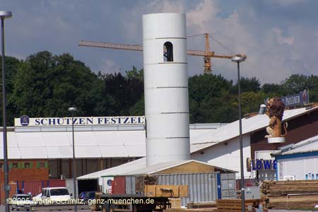 050804wiesnaufbau08