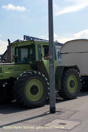 050818wiesnaufbau_fi#47D1CB