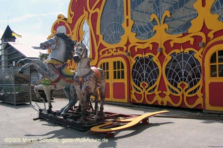 050818wiesnaufbau_hi#47D1CF