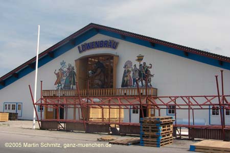 050818wiesnaufbau_lo#47D1E7