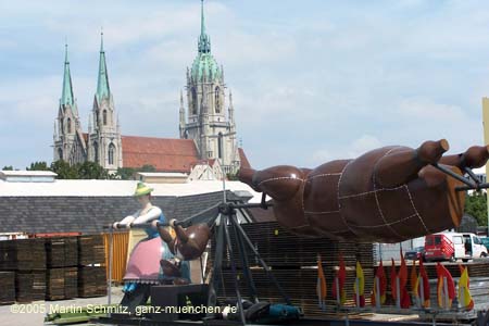 050818wiesnaufbau_ochsen3