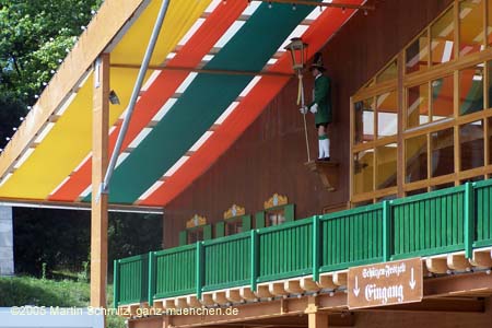 050818wiesnaufbau_sc#47D1C8