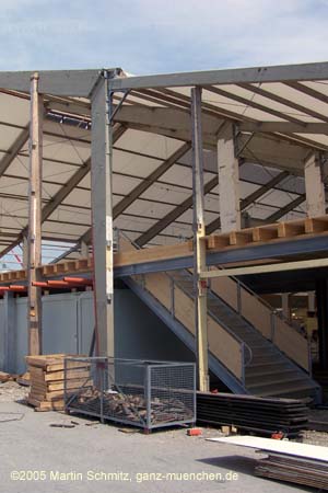 050818wiesnaufbau_winzerer4