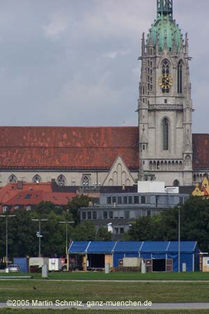 050824wiesnaufbau005