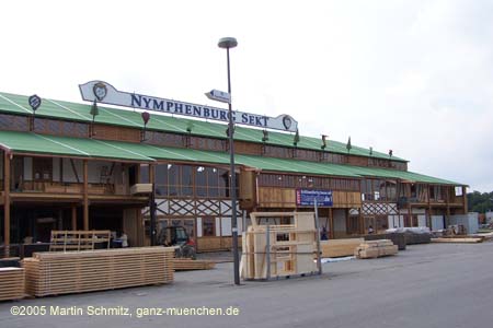 050824wiesnaufbau007