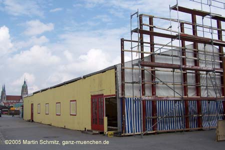 050824wiesnaufbau009