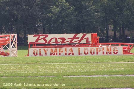 050824wiesnaufbau014