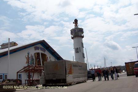 050824wiesnaufbau026