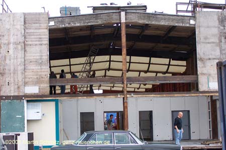 050824wiesnaufbau033