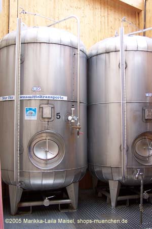 050829wiesnaufbau_br#497202