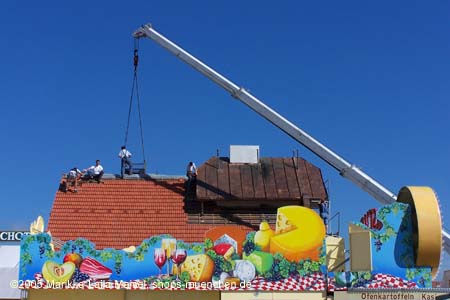 050829wiesnaufbau_gloeckl2