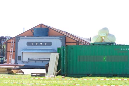 050829wiesnaufbau_kn#497218