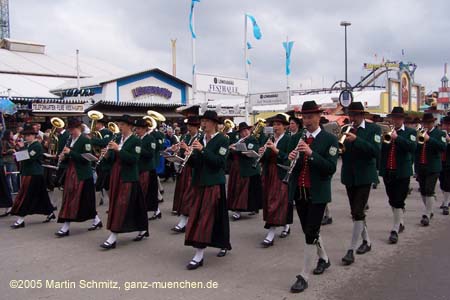 050918ms_trachtenzug123