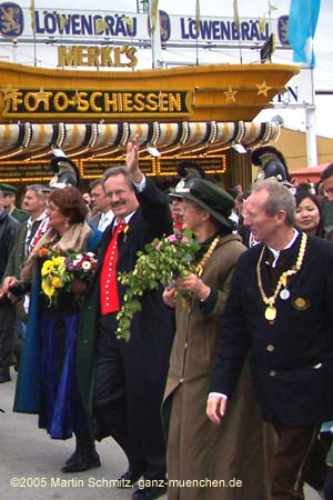 050918ms_trachtenzug330