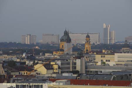 060924wiesn_paulskirche16
