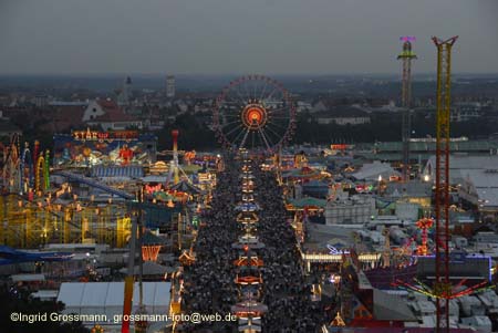 060924wiesn_paulskirche56
