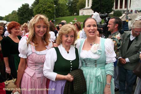 060918sixt_damenwiesn22