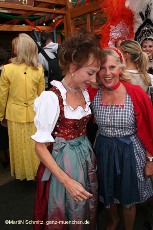 060918sixt_damenwiesn60