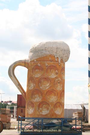 060823wiesnaufbau_mlm065