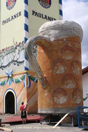 060823wiesnaufbau_mlm069