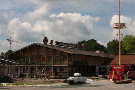 060823wiesnaufbau_mlm075