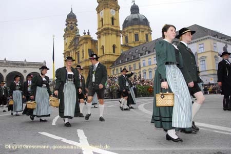 060917ig1_trachtenzug342