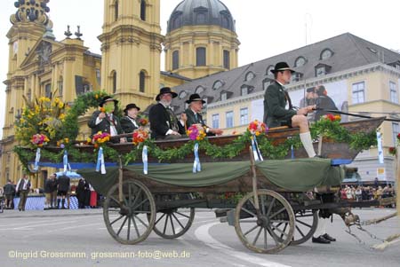 060917ig1_trachtenzug348