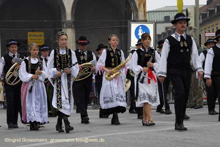 060917ig1_trachtenzug428