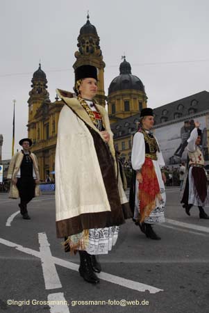060917ig1_trachtenzug452