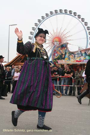 060917ms_trachtenzug172